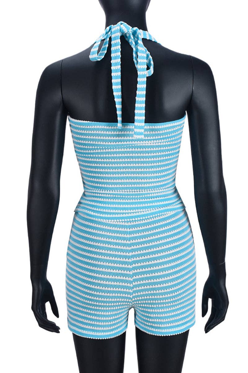 Mccolin – Großhandel Loungewear-Set – Damen – Gestreiftes Neckholder-Top und Shorts-Set4