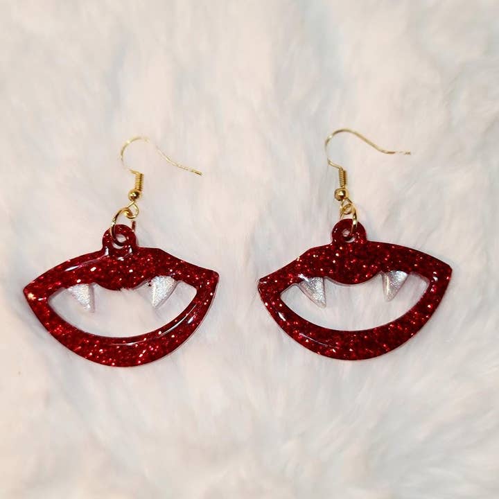 BabyGirl Creations - Wholesale Dangle Earrings - Halloween Vampire Fang Earrings With Red Lips Resin0