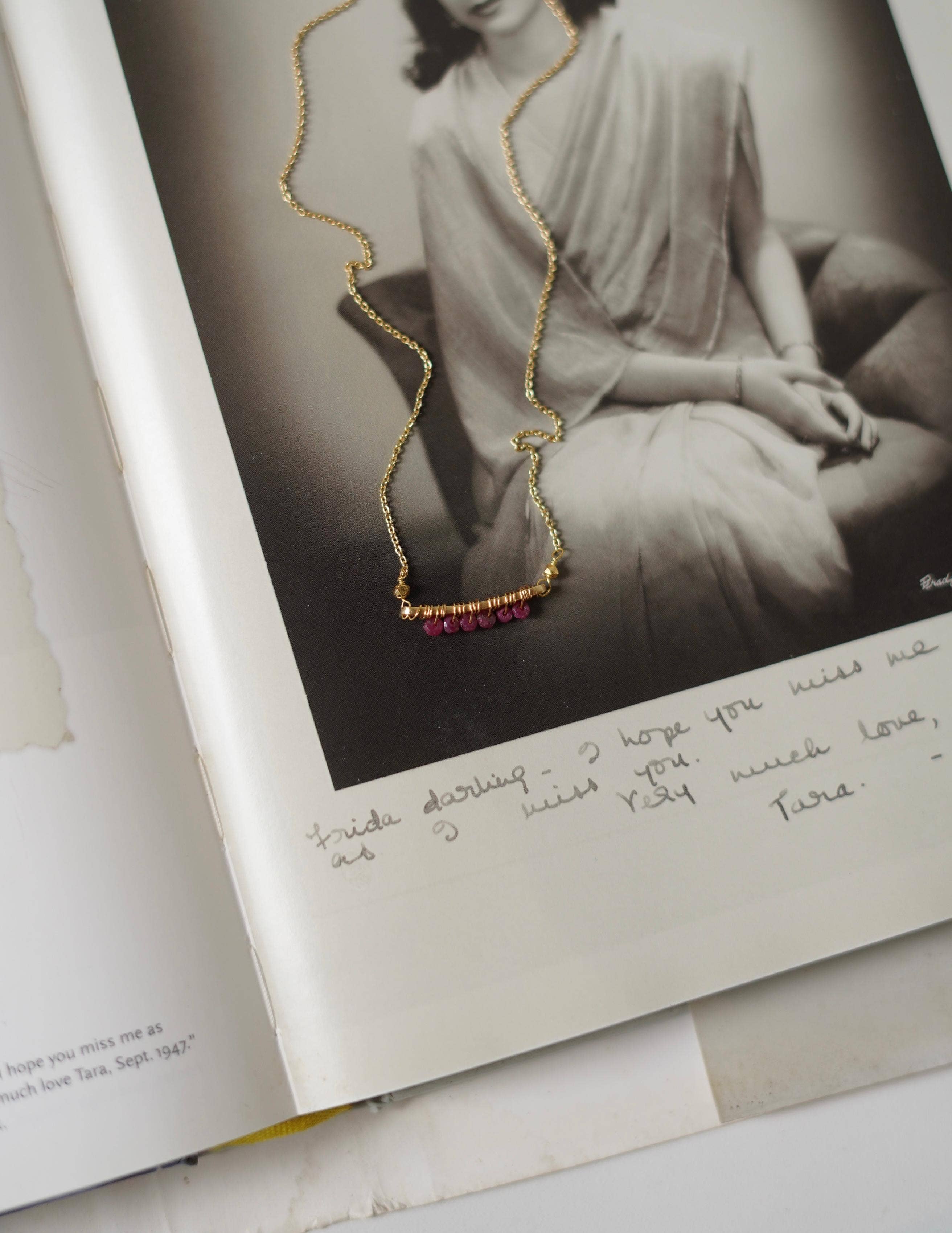 Annahmol - Wholesale Pendant/Charm Necklace - Semi Precious Stone everyday pendant10