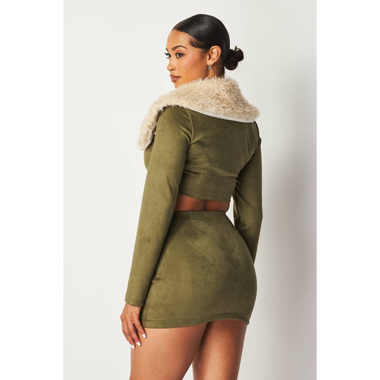 Black Pearl Clothing – wholesale Top & skirt set – Women's – FASHION FORWARD SKIRT SET1