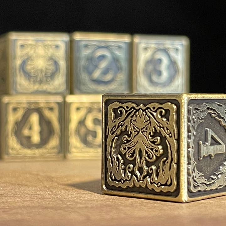 Vermilion Collection - Wholesale Dice - Shining Hexahedron Cthulhu D6 Metal Dice2
