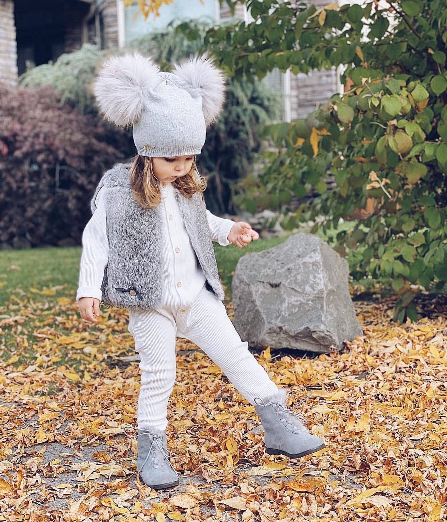 Petite Maison Kids – wholesale Beanie – Kids – Nikita Double Pom Angora Hat5