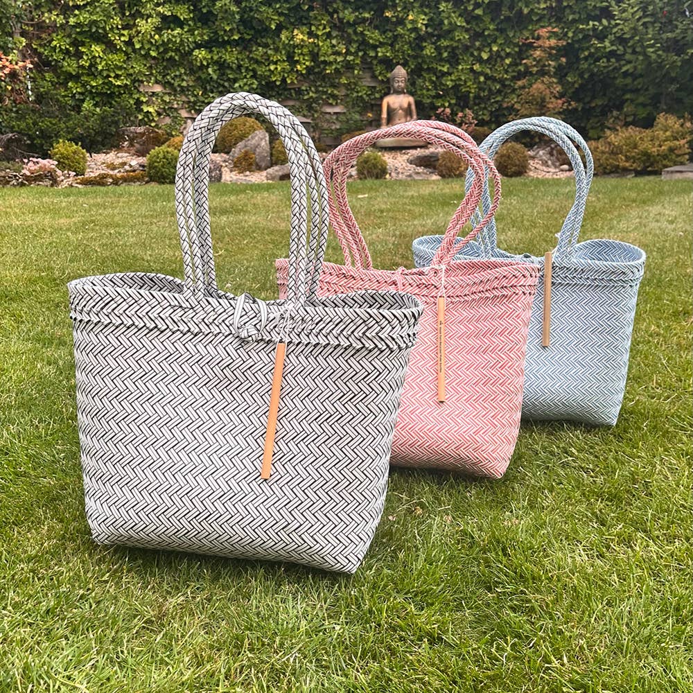 VIE - Vente Sac de plage - Sac de plage/fourre-tout tissé en plastique recyclé16