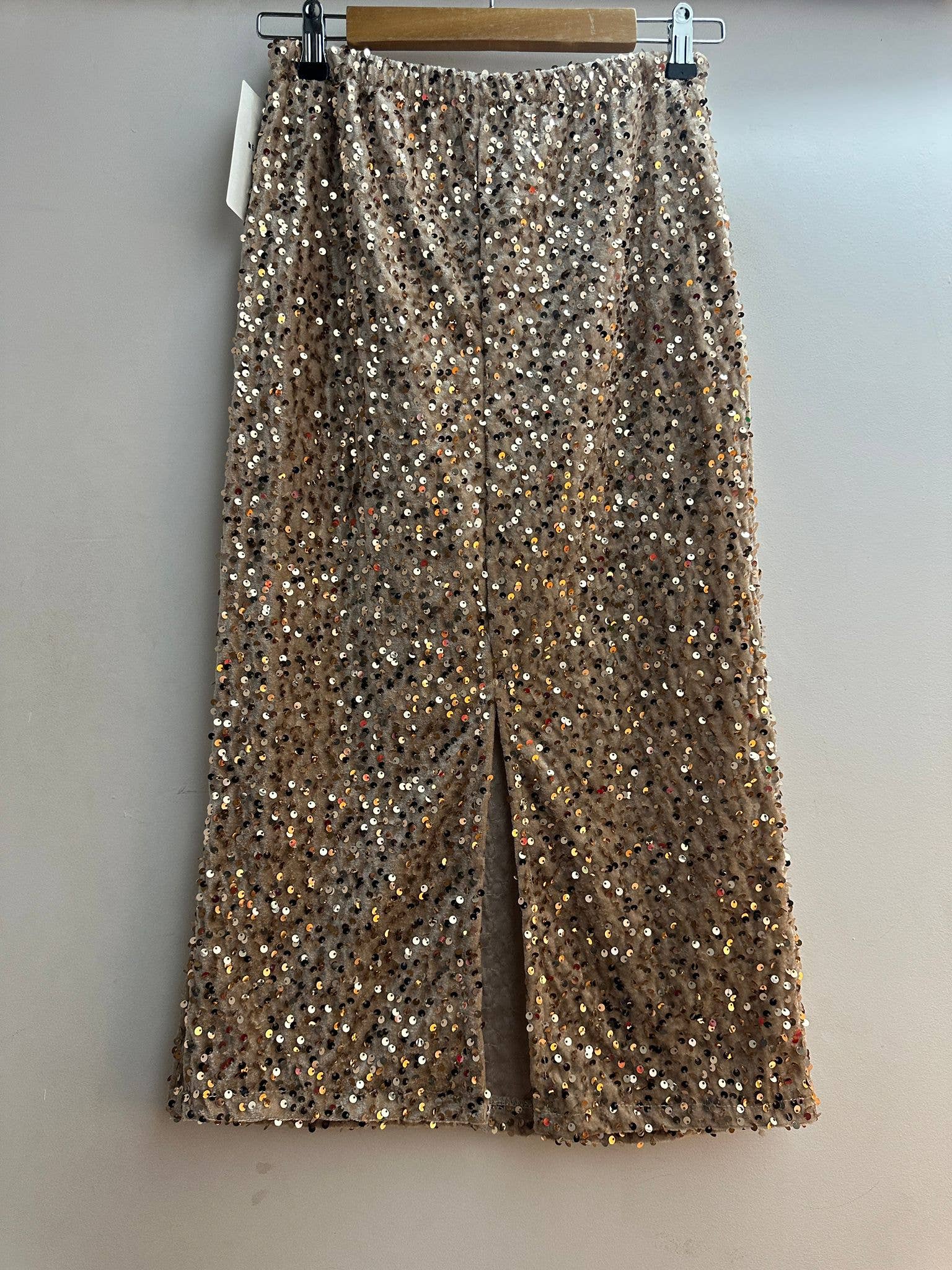 LORIANE - Wholesale Skirt - Women's - 6843 Glitter velvet skirt with back slit1