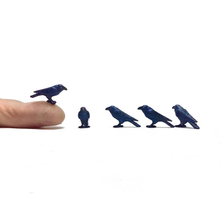 The Scale Grail - Wholesale Decorative Figurine - Miniature Raven - 1:24 scale (set of 5)
