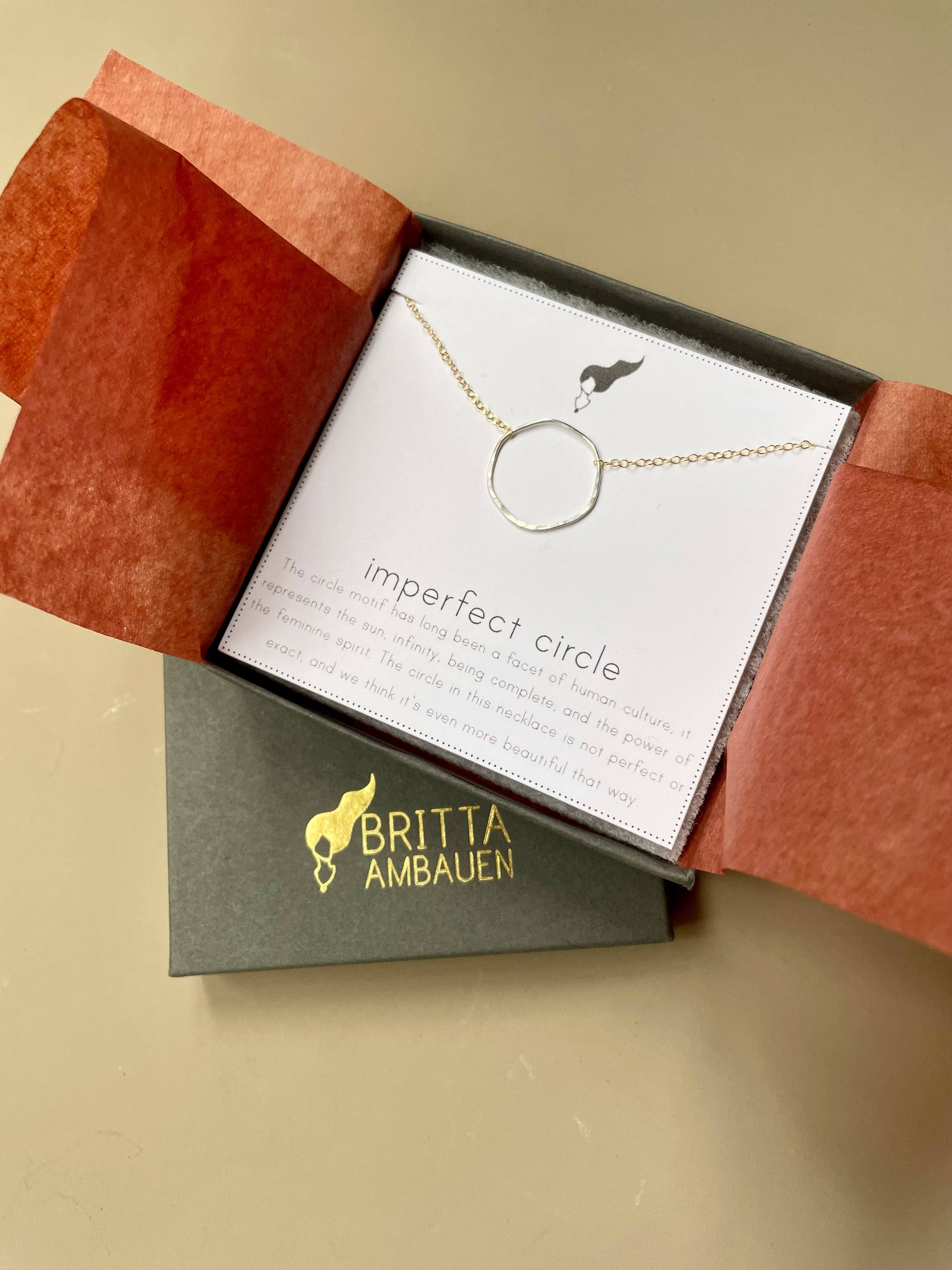 Britta Ambauen Jewelry - Vente Colliers à pendentif - Collier cercle imparfait5