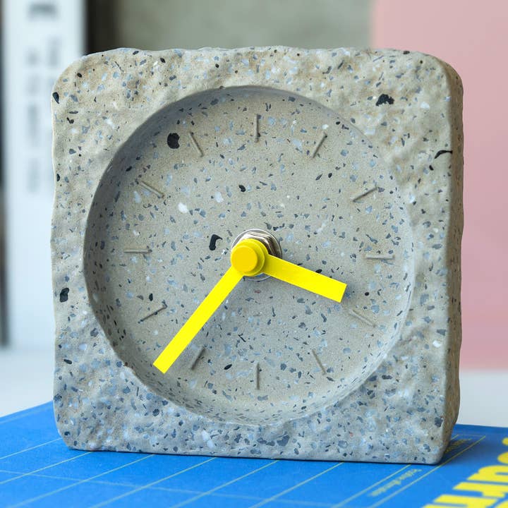 Helio Ferretti - Wholesale Desk Clock - GREY RAW SQUARE CLOCK HF0