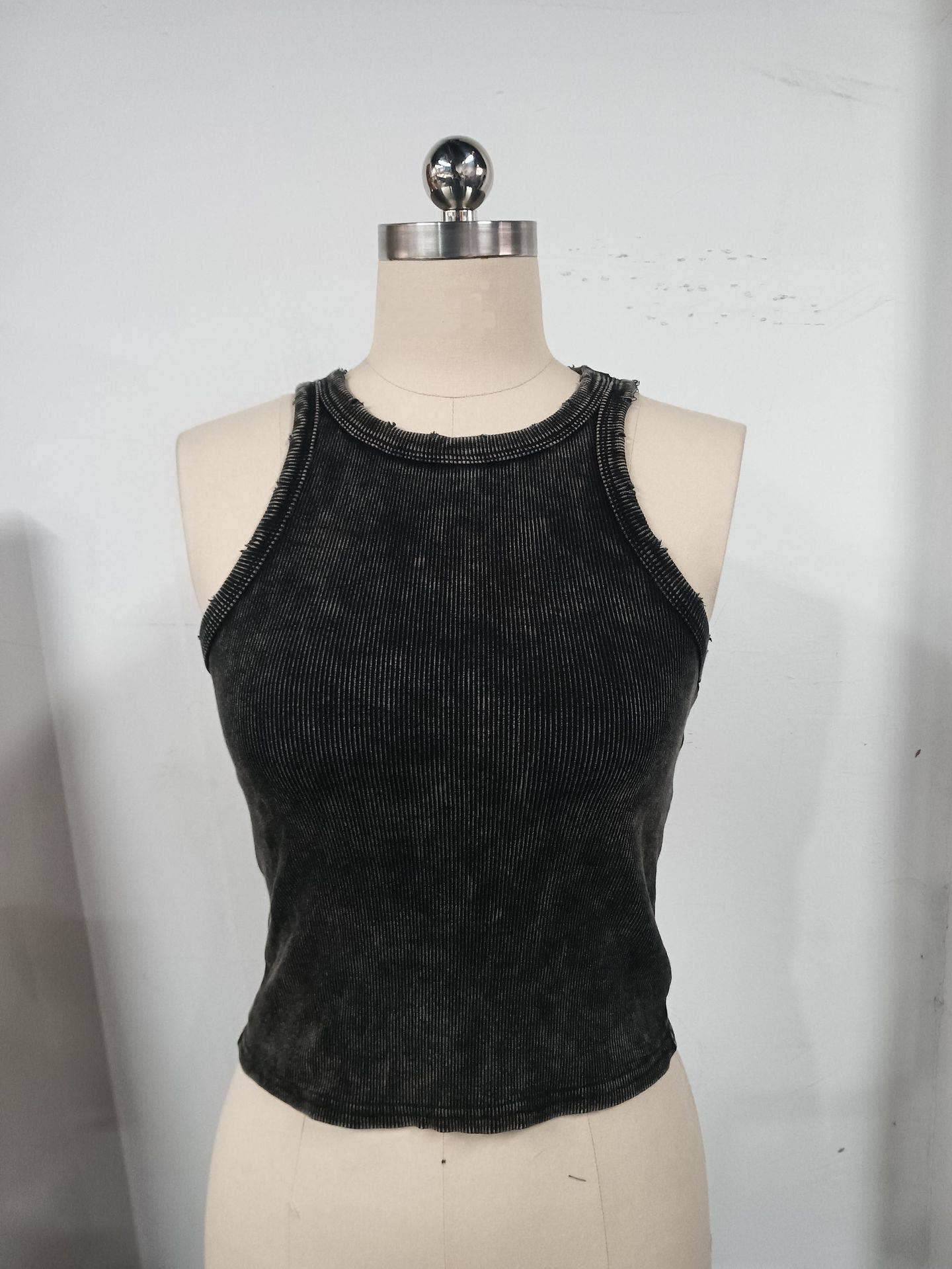Rosa Clothing - Wholesale Tank Top - Women's - Distressed Washed Rib Round Neck Basic Tank Top2