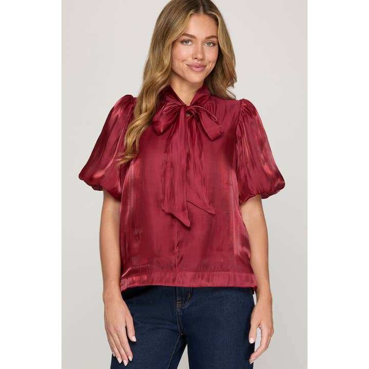 VÆVET TOP MED SLØJFE OG PUFFÆRMER for engroshandel hos STYLE USA