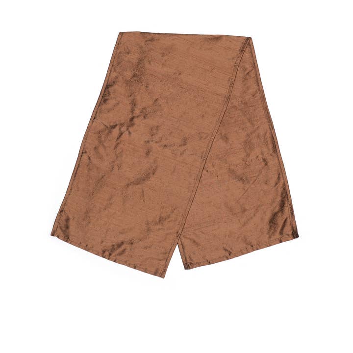 Chocoladebruine nude zijden sjaal voor wholesale door House of Aama