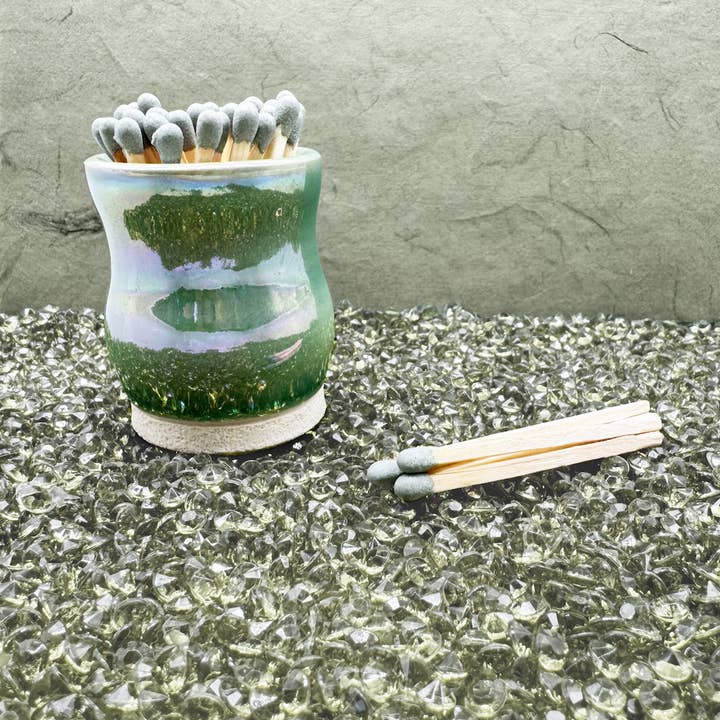 Accendino Manhattan in Verde Meteorico per la vendita all'ingrosso da parte di House of Puff