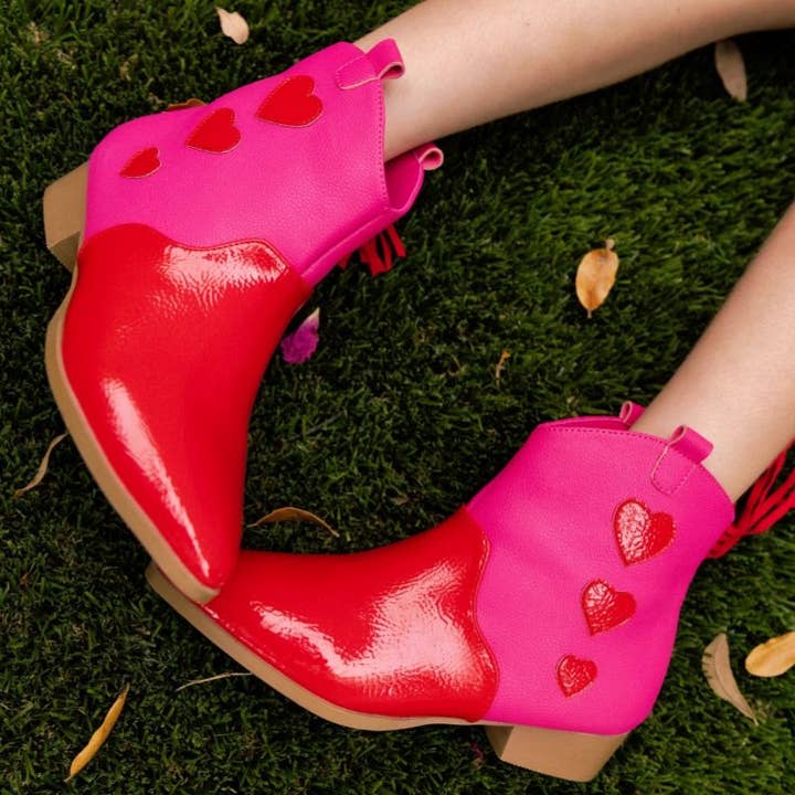 Rosa/Röd Miss Dallas Westernstövel i rosa & röda hjärtan - Barn för wholesale på Faire5