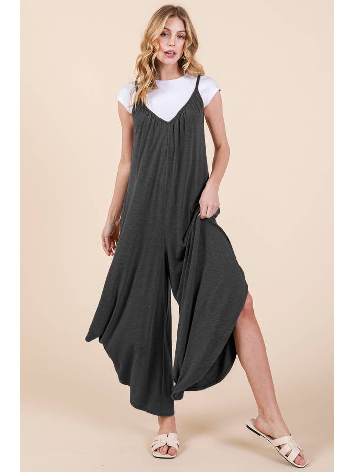 Emerald Collection - Wholesale Jumpsuit - Women's - ETR-9335 Solid Jumper with Pockets