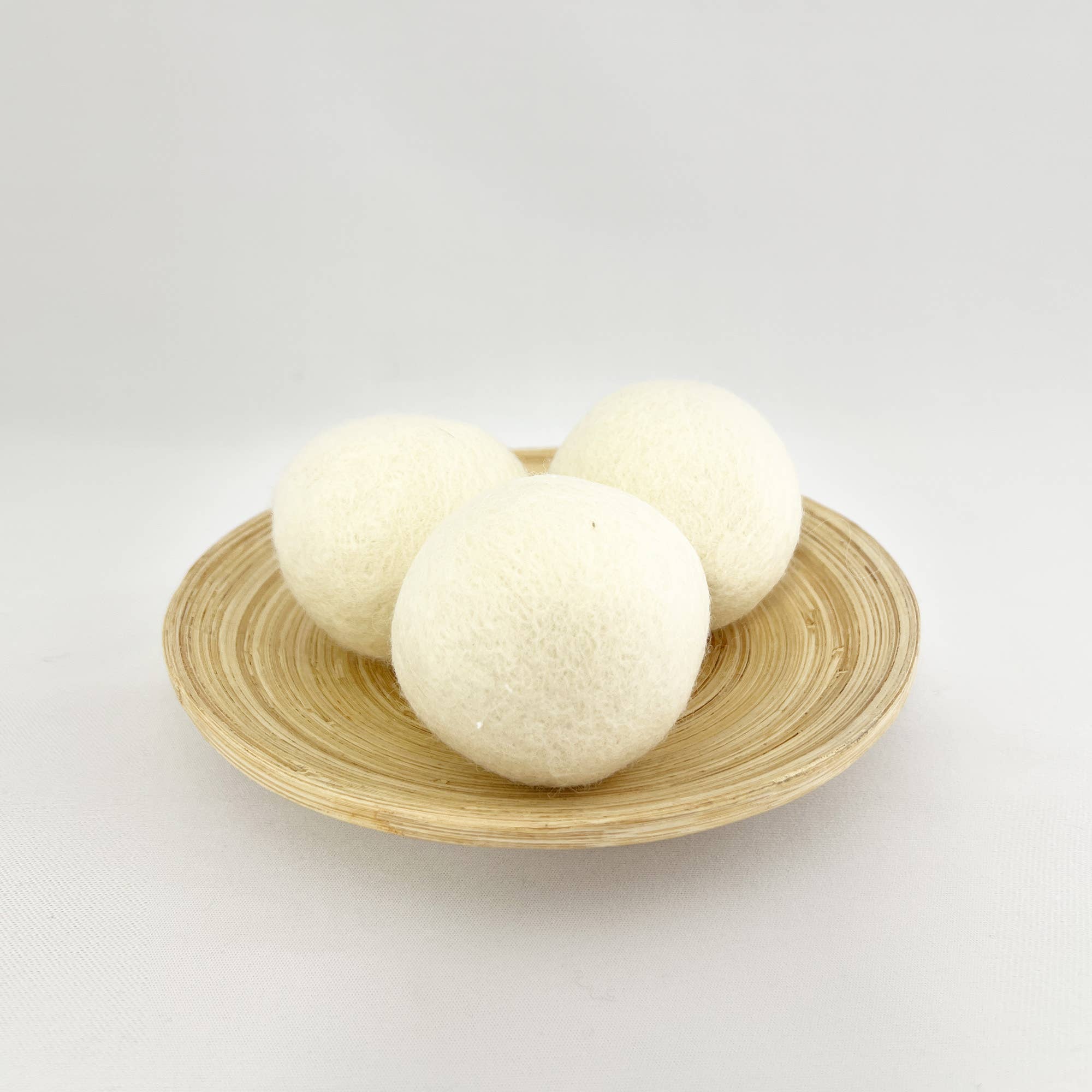 Moss Creek Wool Works UK | Wool Dryer Balls - Venta al por mayor Bolas de secadora - 100 bolas de lana blanca para secadora | Bolas de lavandería ecológicas3