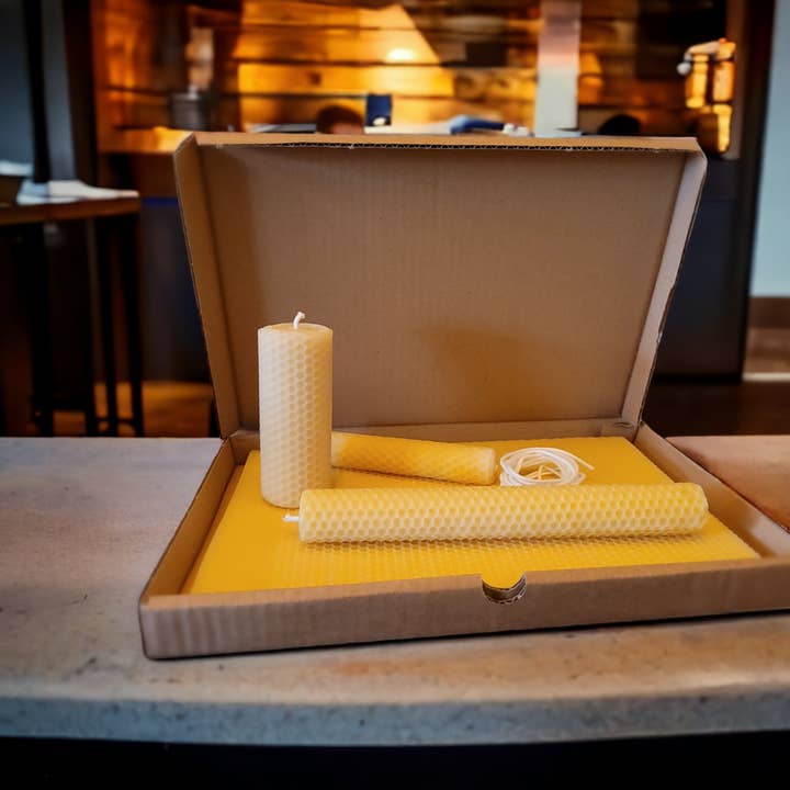 Kit candele in cera d'api per la vendita all'ingrosso da parte di RIVES DE SAINTONGE