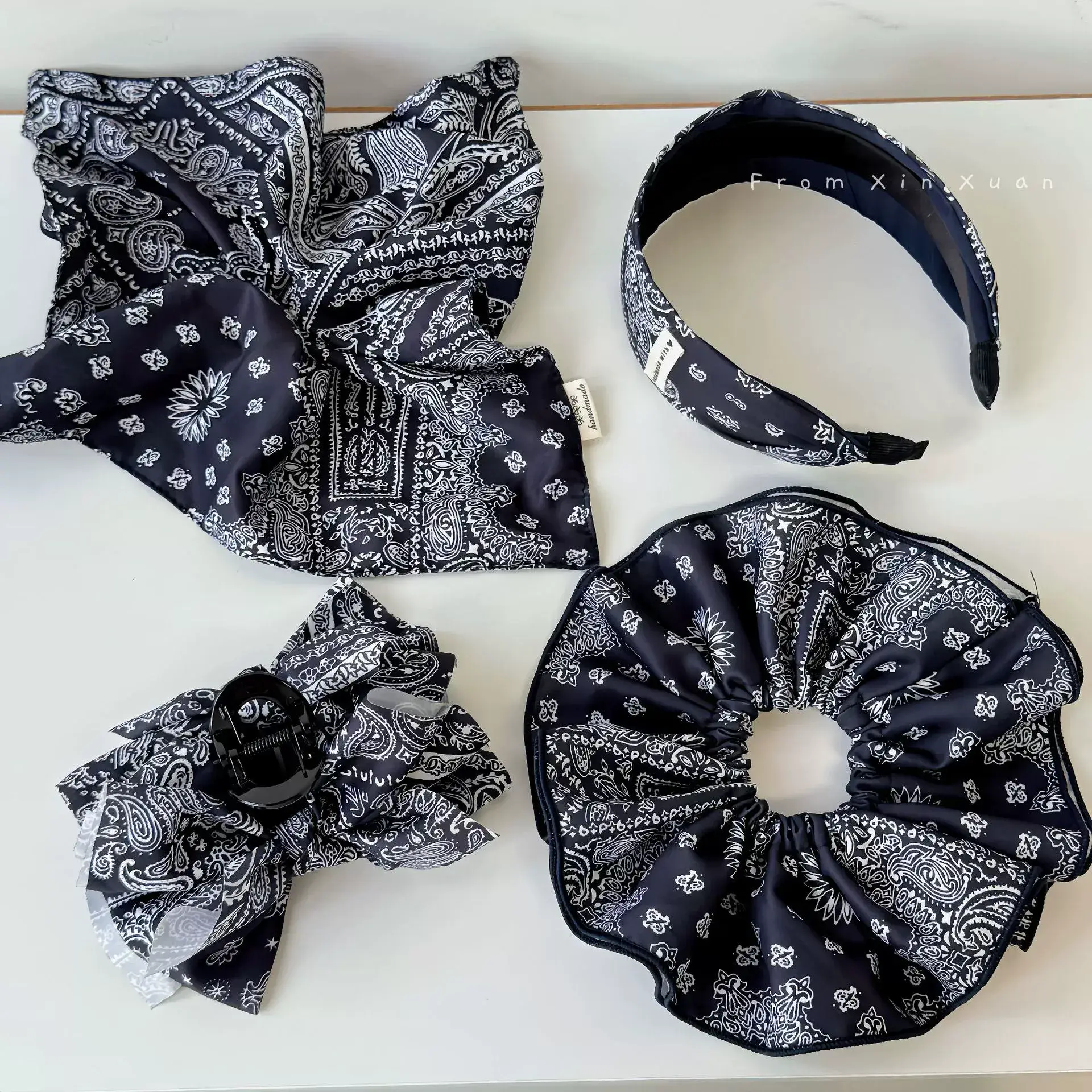 Otterware - Wholesale Hair Accessories Set - Women's - The Bandana Print & Solid 8-Piece Accessory Set6