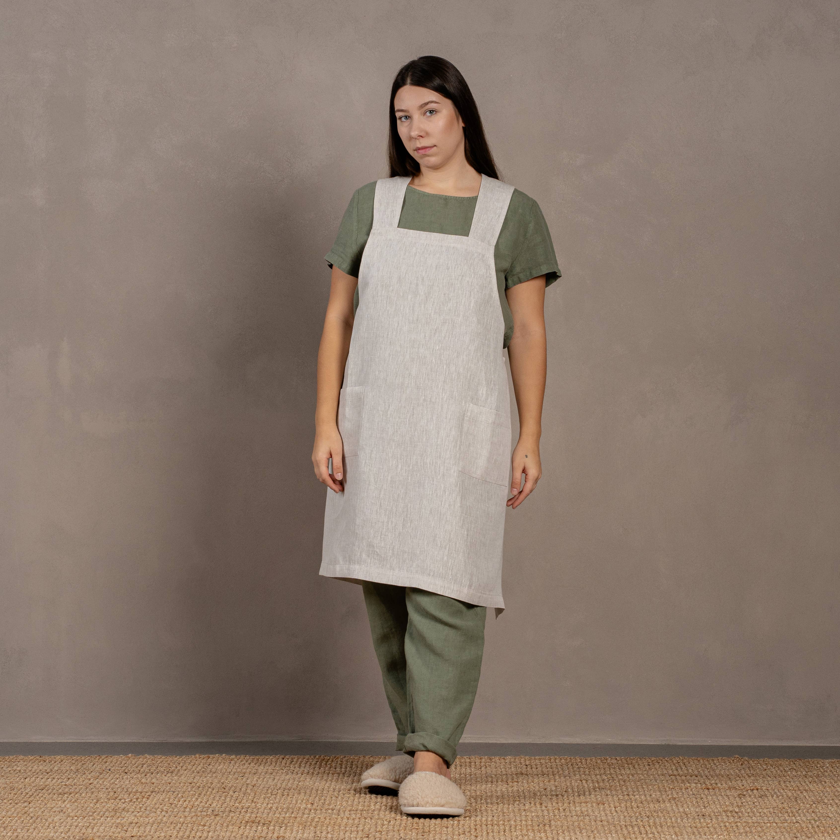 menique - Wholesale Apron - Linen Cross-Back Apron18