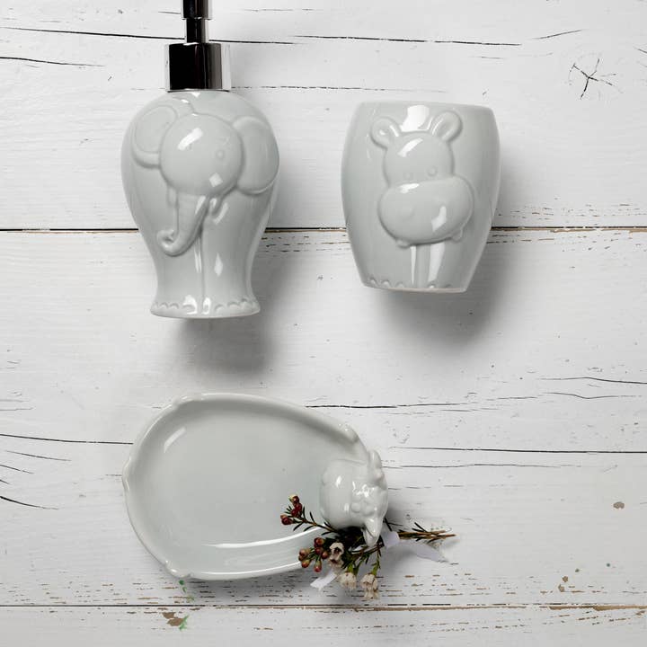 Luxe Lodge - Wholesale Bathroom Accessory Set - 3-piece bathroom set