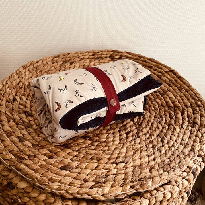 Carotte & Cie – Engroshandel Sengetæppe - Børn og baby – Banana nomad tæppe beige1