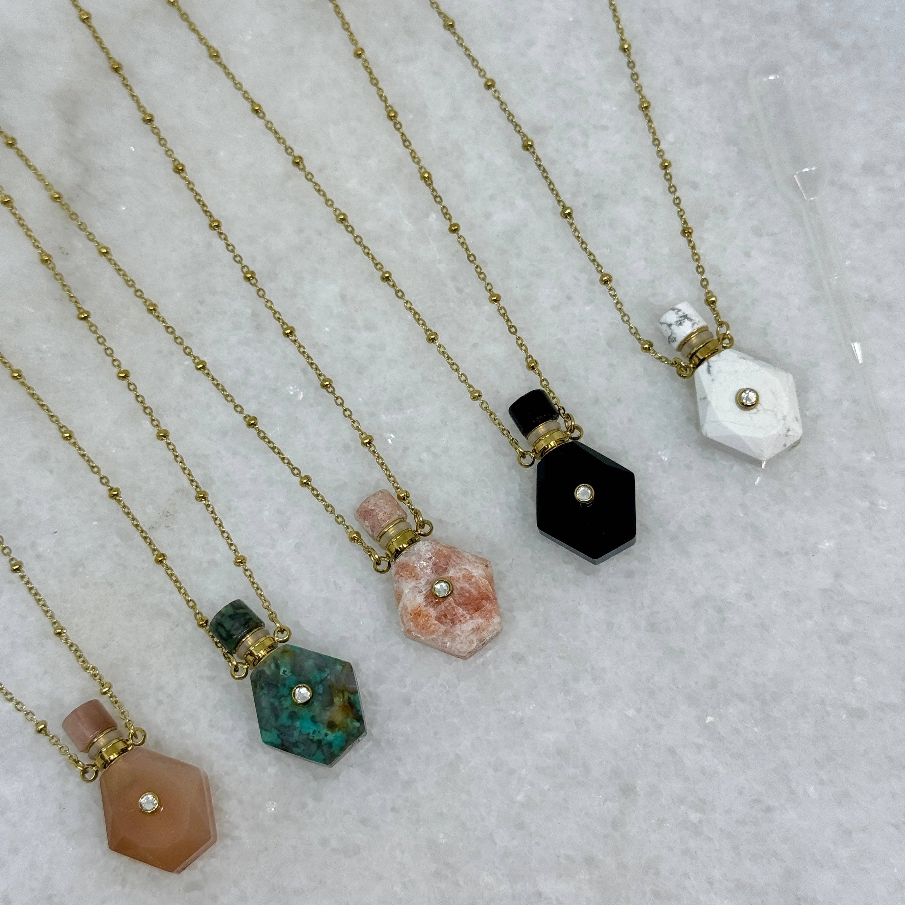 Poudre Bijoux - Wholesale Pendant/Charm Necklace - Katarina Necklace in Natural Stone5