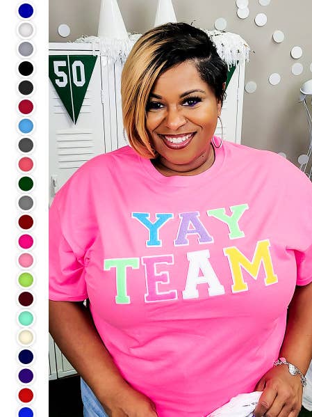 T-shirt d'équipe Yay en chenille doux pour la vente par Sugar Stitch