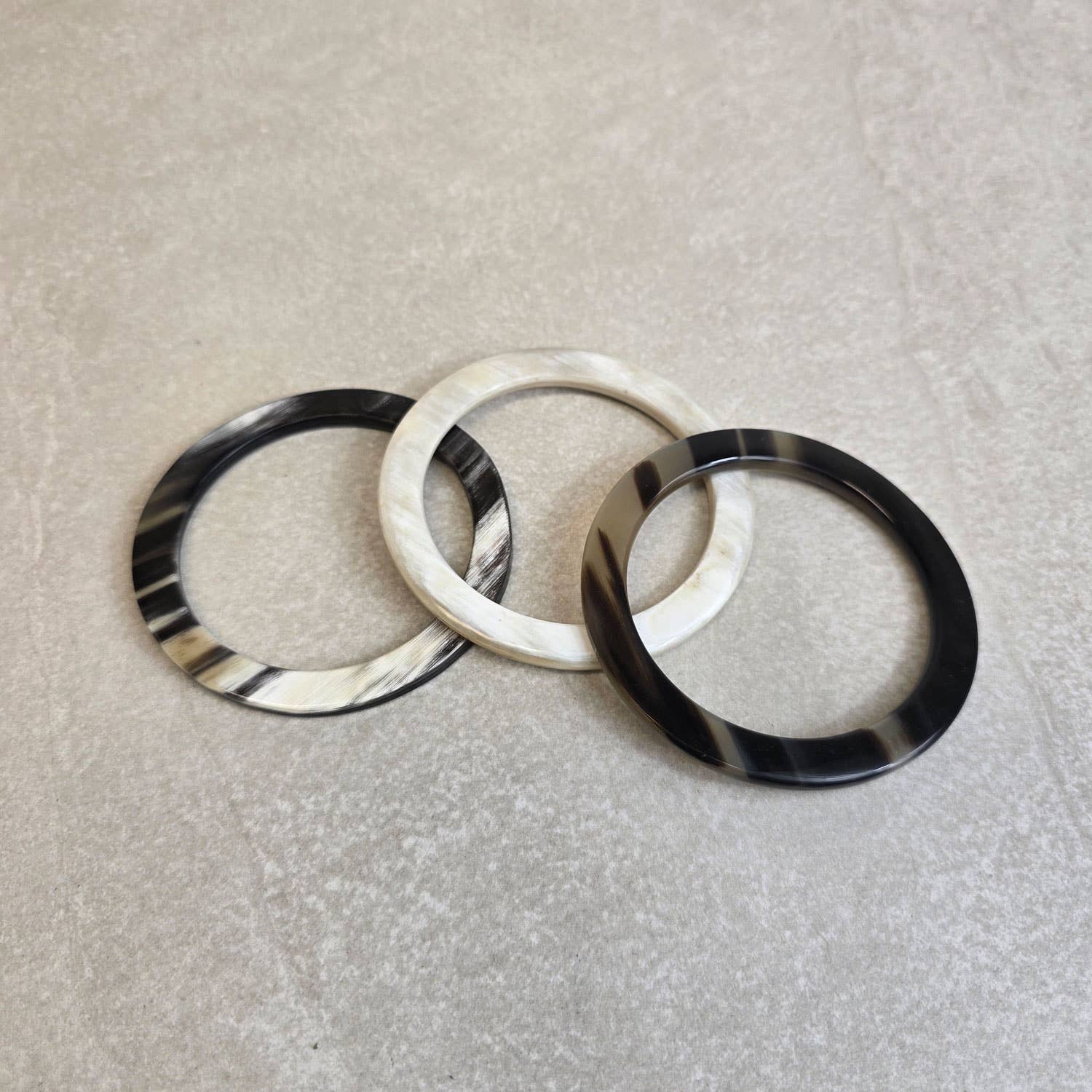 BRANCH JEWELLERY – wholesale Bangle bracelet – Black Natural Buffalo Horn Handmade Bangle Bracelet Women
3