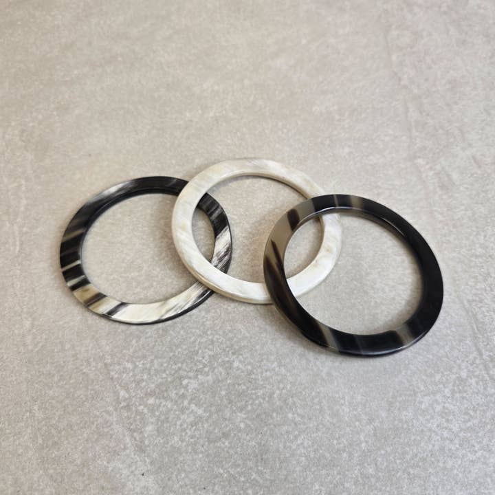 BRANCH JEWELLERY – wholesale Bangle bracelet – Black Natural Buffalo Horn Handmade Bangle Bracelet Women
3