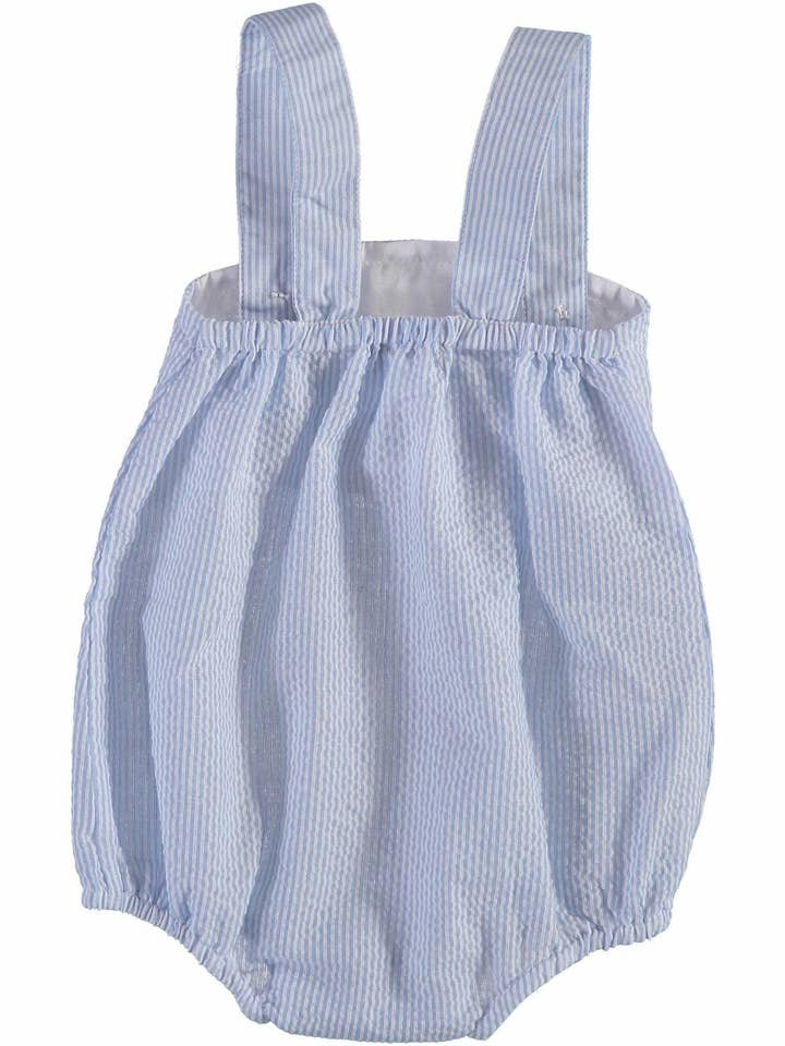 Pagliaccetto senza maniche in seersucker per la vendita all'ingrosso da parte di Julius Berger & Carriage Boutique