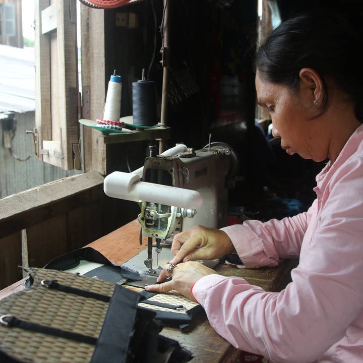 Baskets of Cambodia - Wholesale Crossbody Bag - Women's - Award-Winning Medium Size Asymmetrical Kiri Wave Purse18