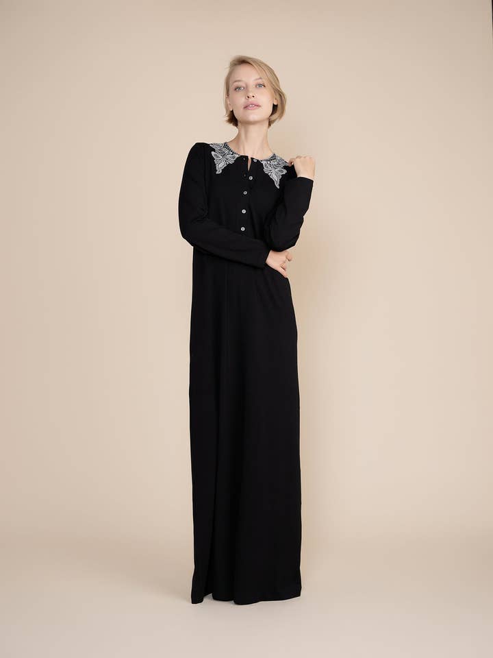 Ellwi Design - Wholesale Nightgown - Women's - Lace Collar Nightgown with Buttons3