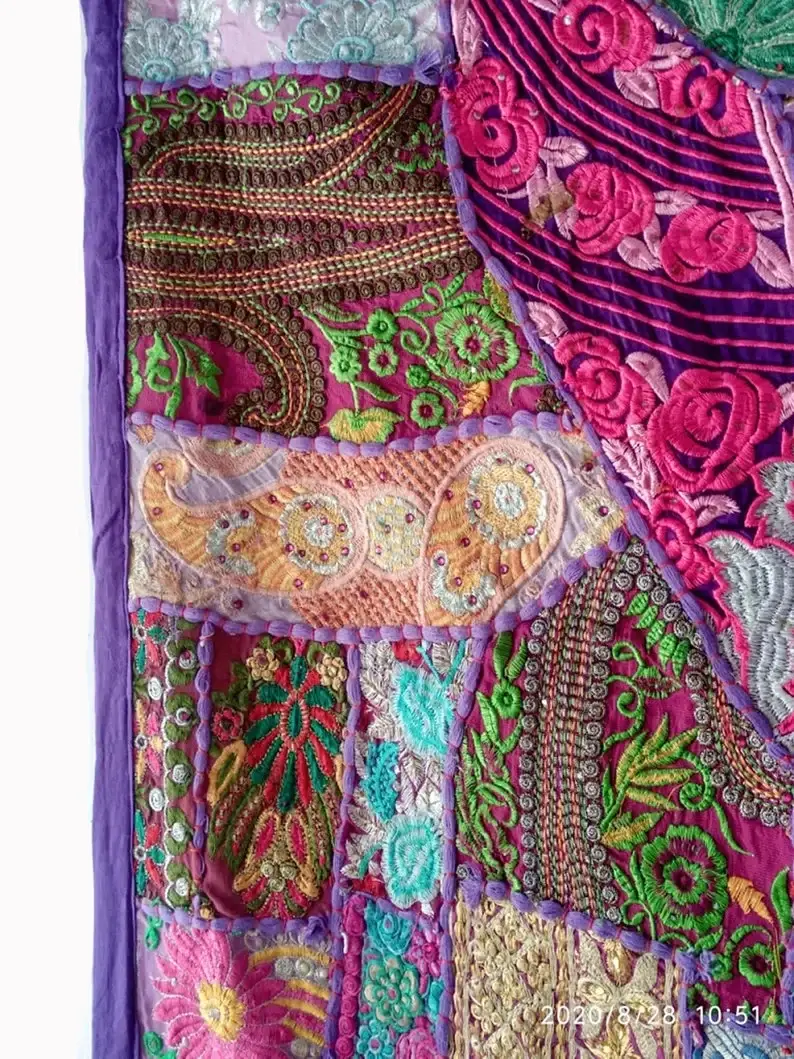 GYPSY STUDIO – wholesale Tapestry/textile – Wall Tapestry Indian Patchwork Wall Hanging Vintage Sari 7