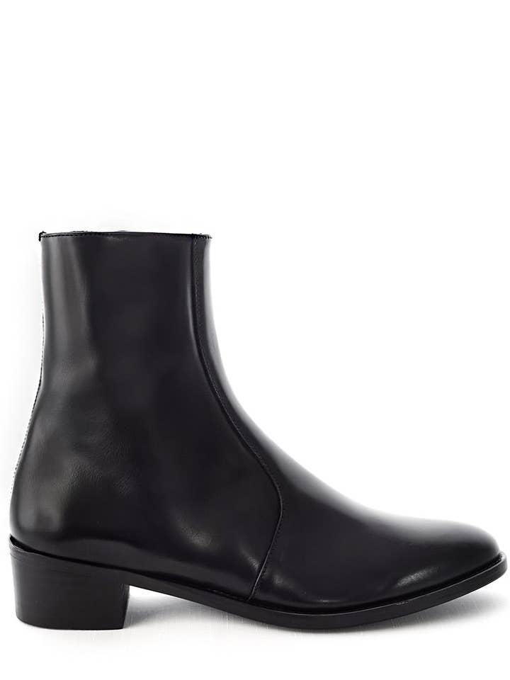CLASSIC STOCKHOLM BOOT IN BLACK LEATHER for wholesale by Carl Antonio