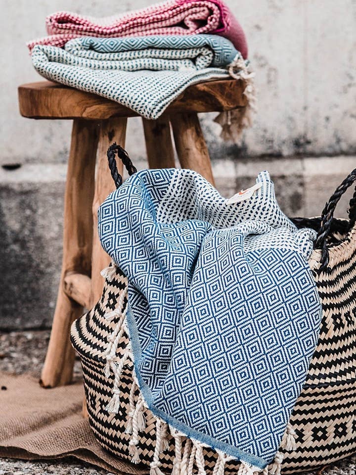 Nordic Series - Serviettes turques 100 % coton / 100 x 180 cm pour la vente par EL PATITO TOWELS & BATHROBES