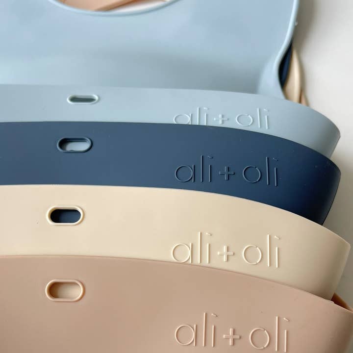 Ali+Oli - Wholesale Bib - Baby - Silicone Baby Bib Roll Up & Stay Closed - (Sand)3