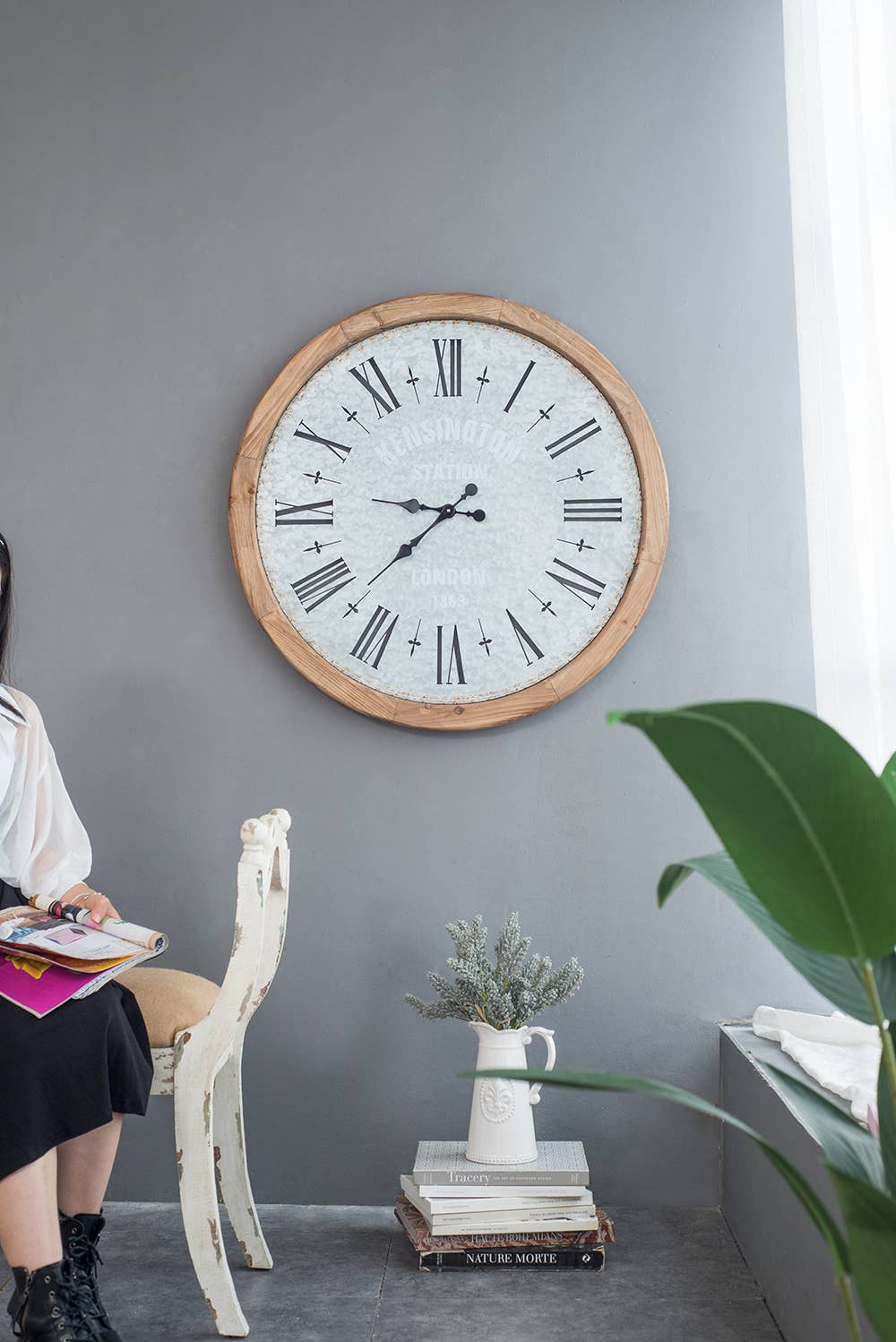 A&B Home Group Inc. - Venta al por mayor Relojes de pared - Reloj de Pared Rústico Kensington de 32,5"4