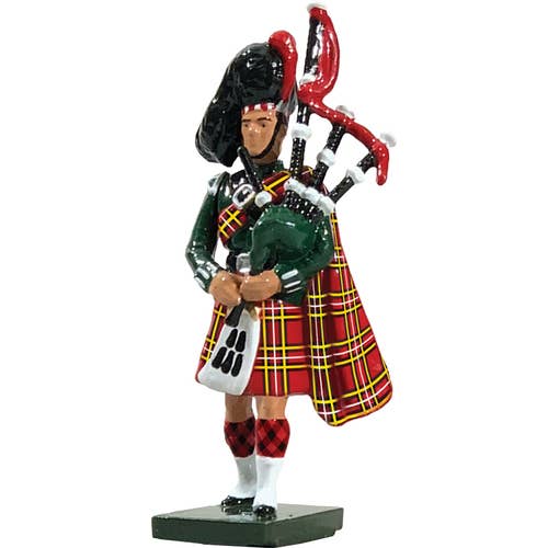 W.Britain Model Figures - Wholesale Decorative Figurine - 41070 - Black Watch Piper - GLOSSY1
