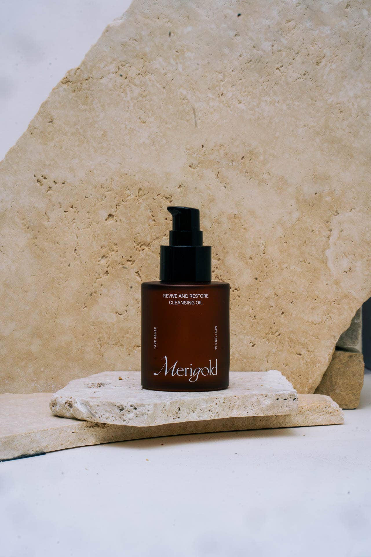Merigold - Wholesale Facial Cleanser - Revive and Restore Cleansing Oil8