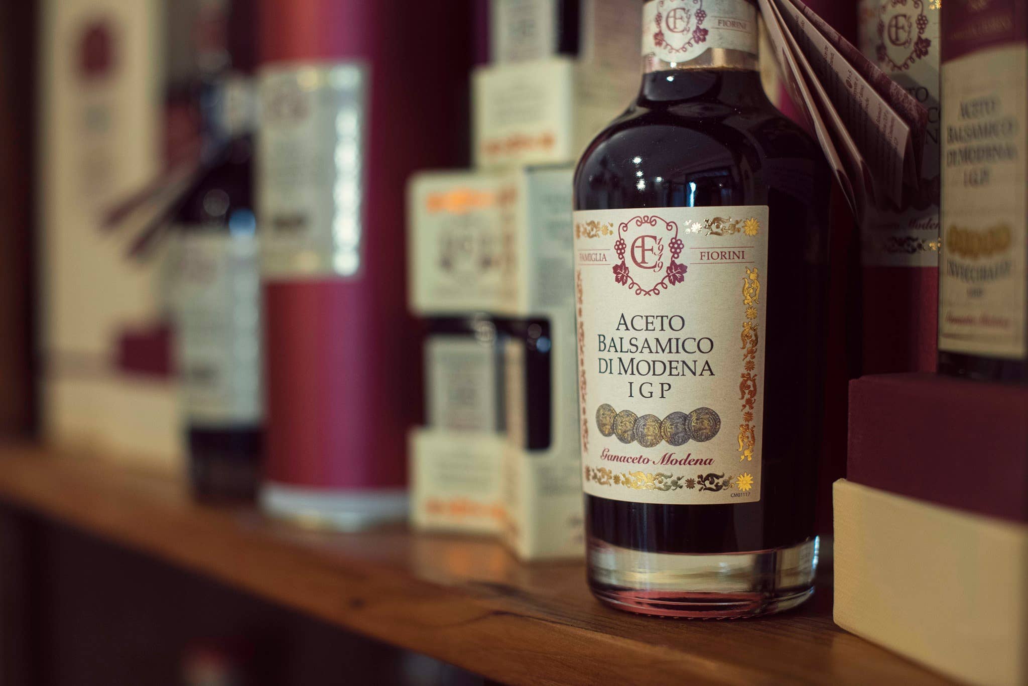 Acetaia Famiglia Fiorini - Vendita all'ingrosso Aceto - Aceto Balsamico di Modena IGP « Affinato »1