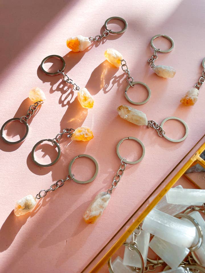 Citrin-Kristall-Schlüsselanhänger für den Großhandel von Sol & Luna