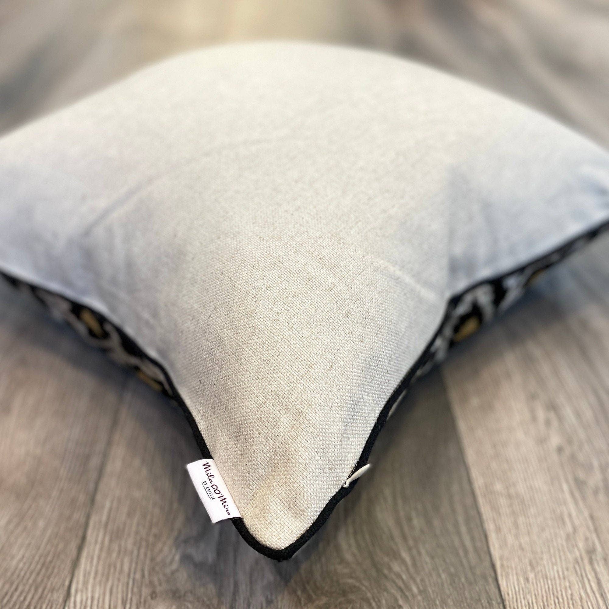 Mila∞Miro by Emelie - Wholesale Throw/Decorative Pillow - Velvet Ikat Cushion Snow Leopard | Velvet Ikat Pillow Snow Leopard3