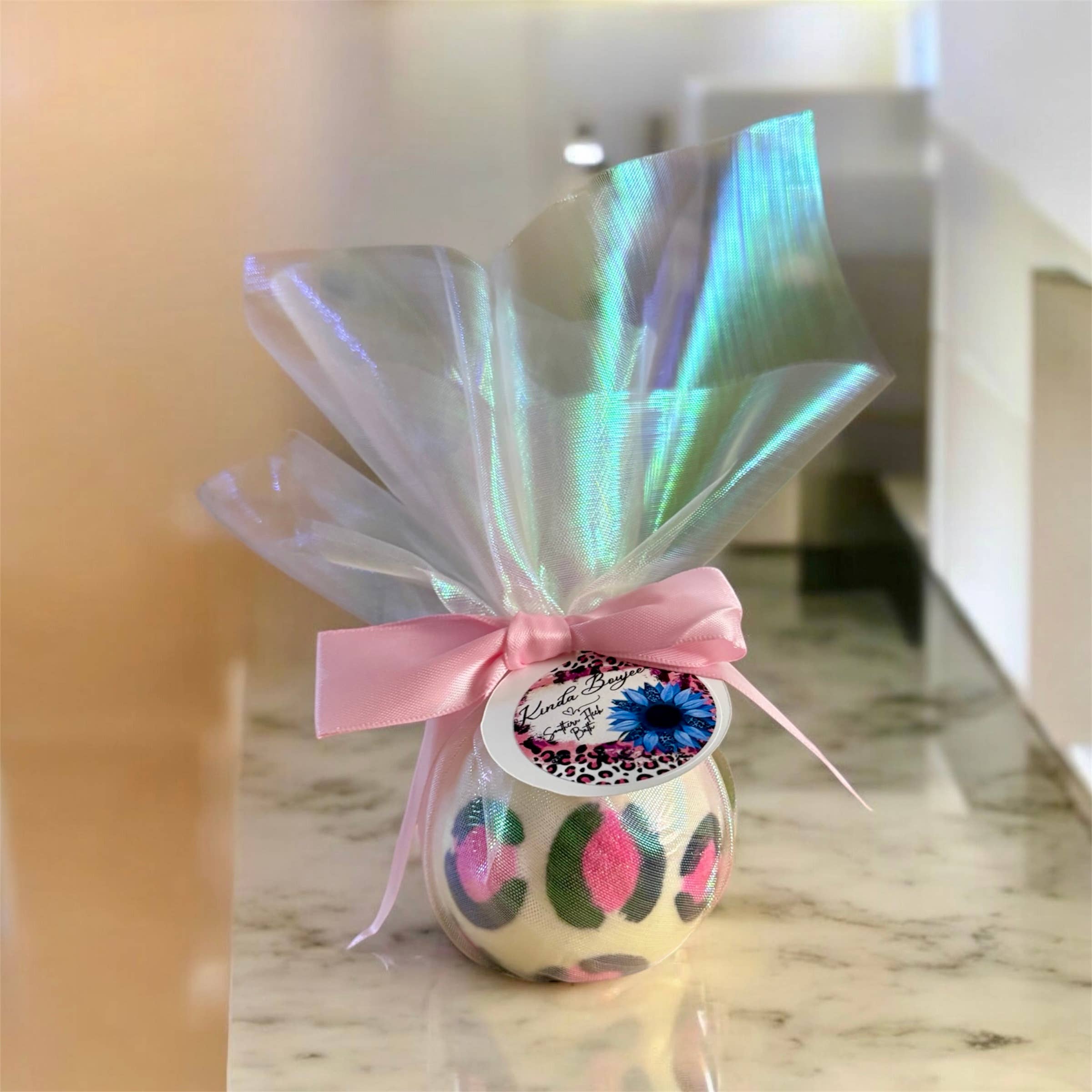 Southern Fleek Bath LLC - Wholesale Bath Bomb/Fizz - Kinda Boujee Round Bath Bomb 2