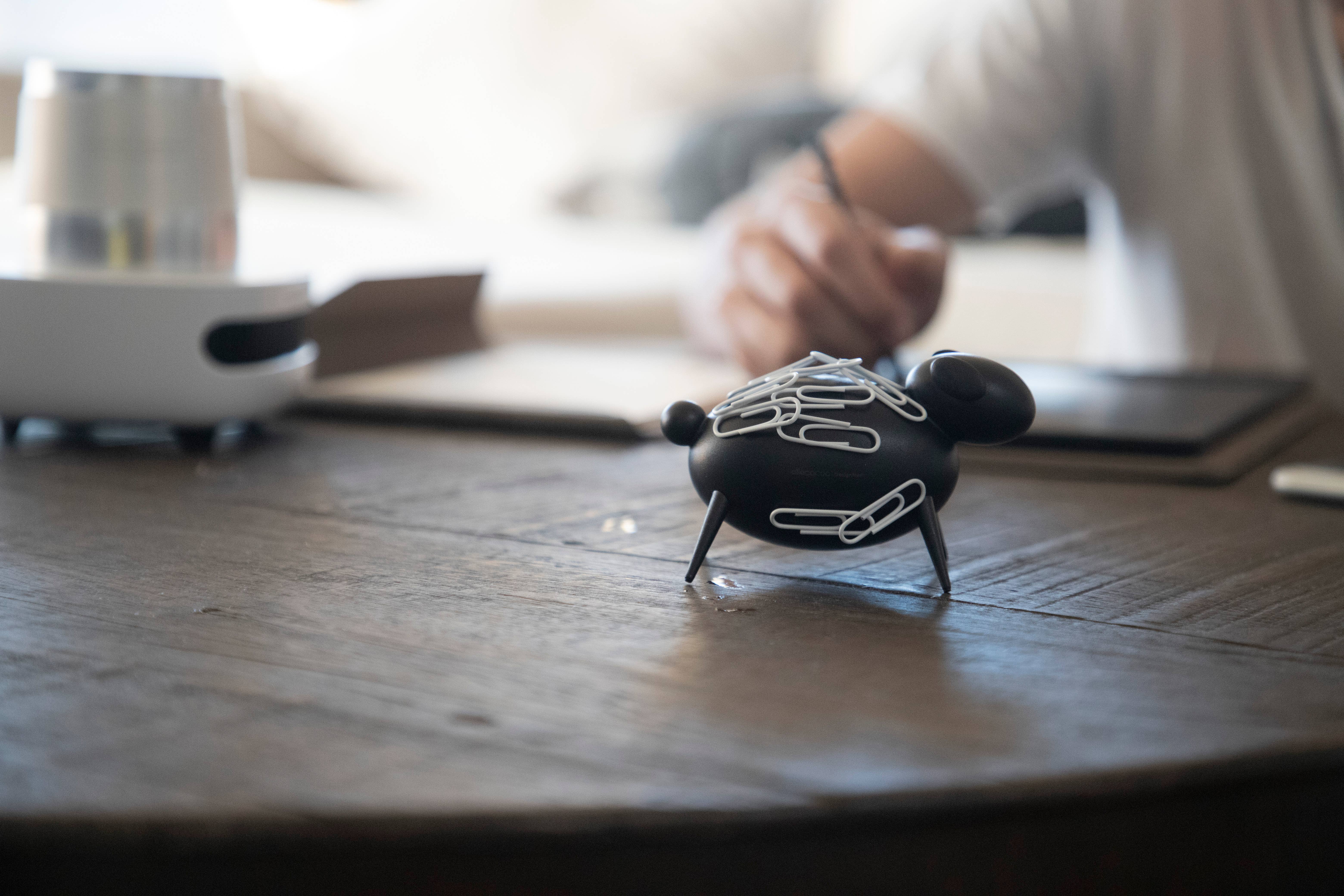 Allocacoc DesignNest - Venta al por mayor Clips - Soporte magnético Sheepi para sujetapapeles2