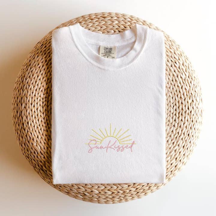 ART OF DOTS – wholesale T-shirt – women's – Embroidered Sun Kissed, Sunshine, Summer & Boho Shirts1