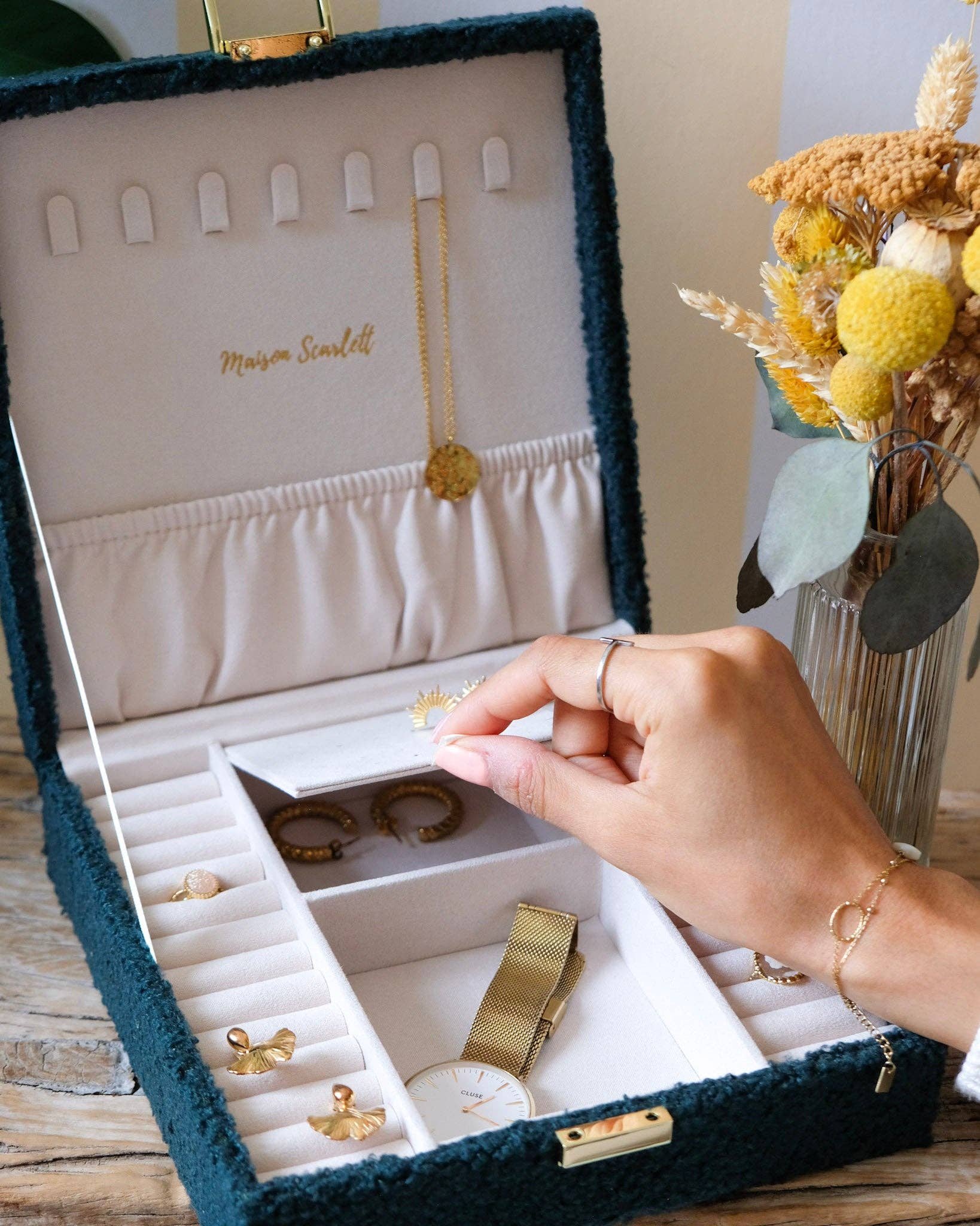 Maison Scarlett - Wholesale Jewelry Box/Organizer - Anne teddy jewelry box1