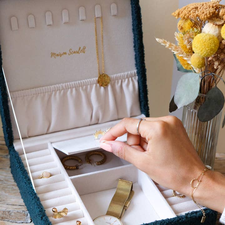 Maison Scarlett - Wholesale Jewelry Box/Organizer - Anne teddy jewelry box1