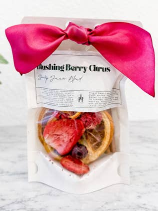 Blushing Berry Citrus Stovetop Simmer Blend Potpourri SM for wholesale by IVY HAUS