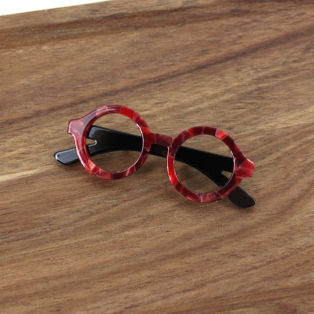 B24070 Polyresin Eyeglasses Brooch and Holder for wholesale by Pretty Persuasions