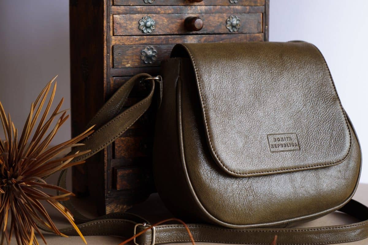 Bonita Republica - Wholesale Crossbody Bag - Women's - Manta Bag2