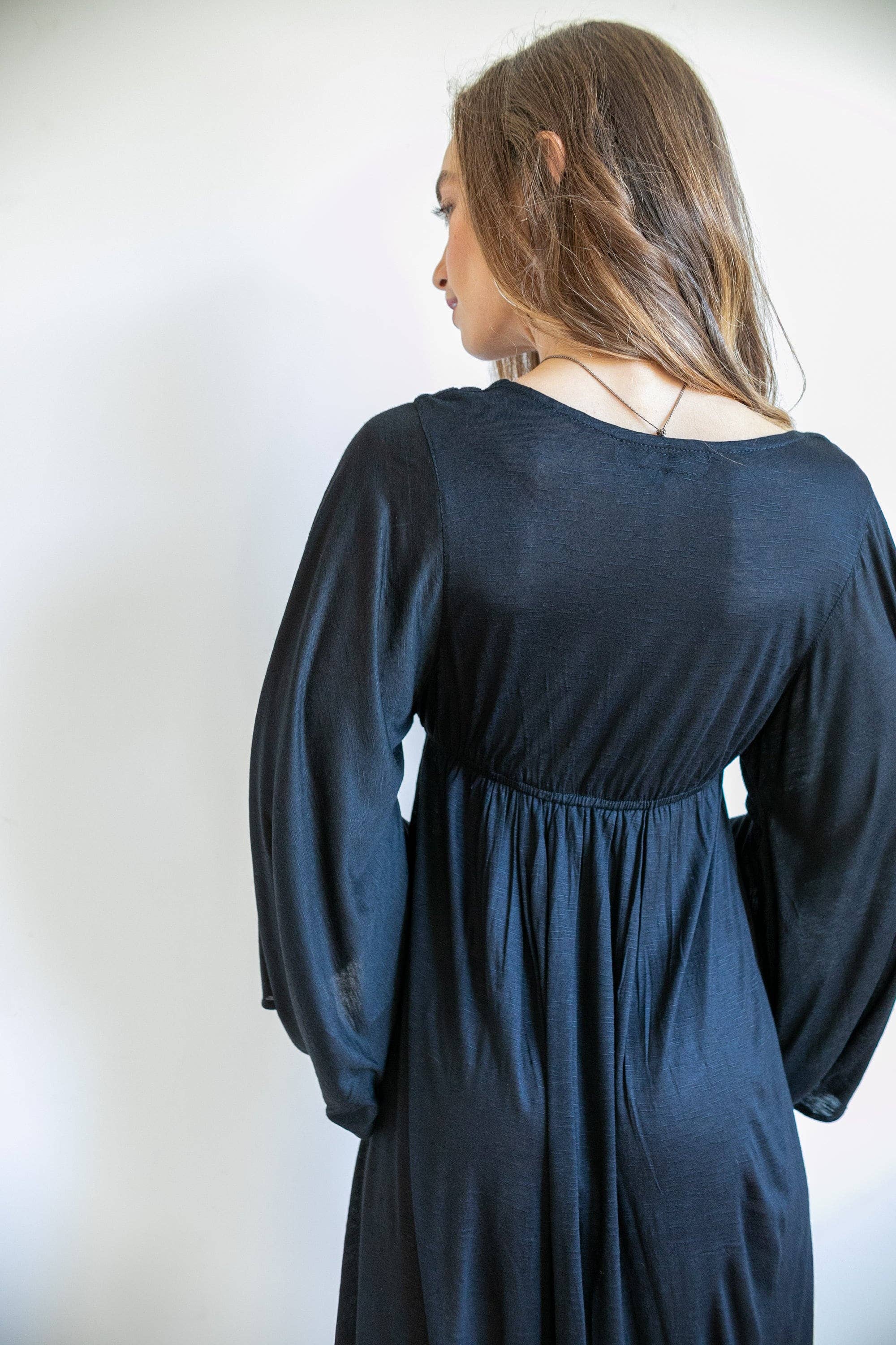 Paramita Designs - Vente Robe – femme - Robe longue déesse à manches cloche12