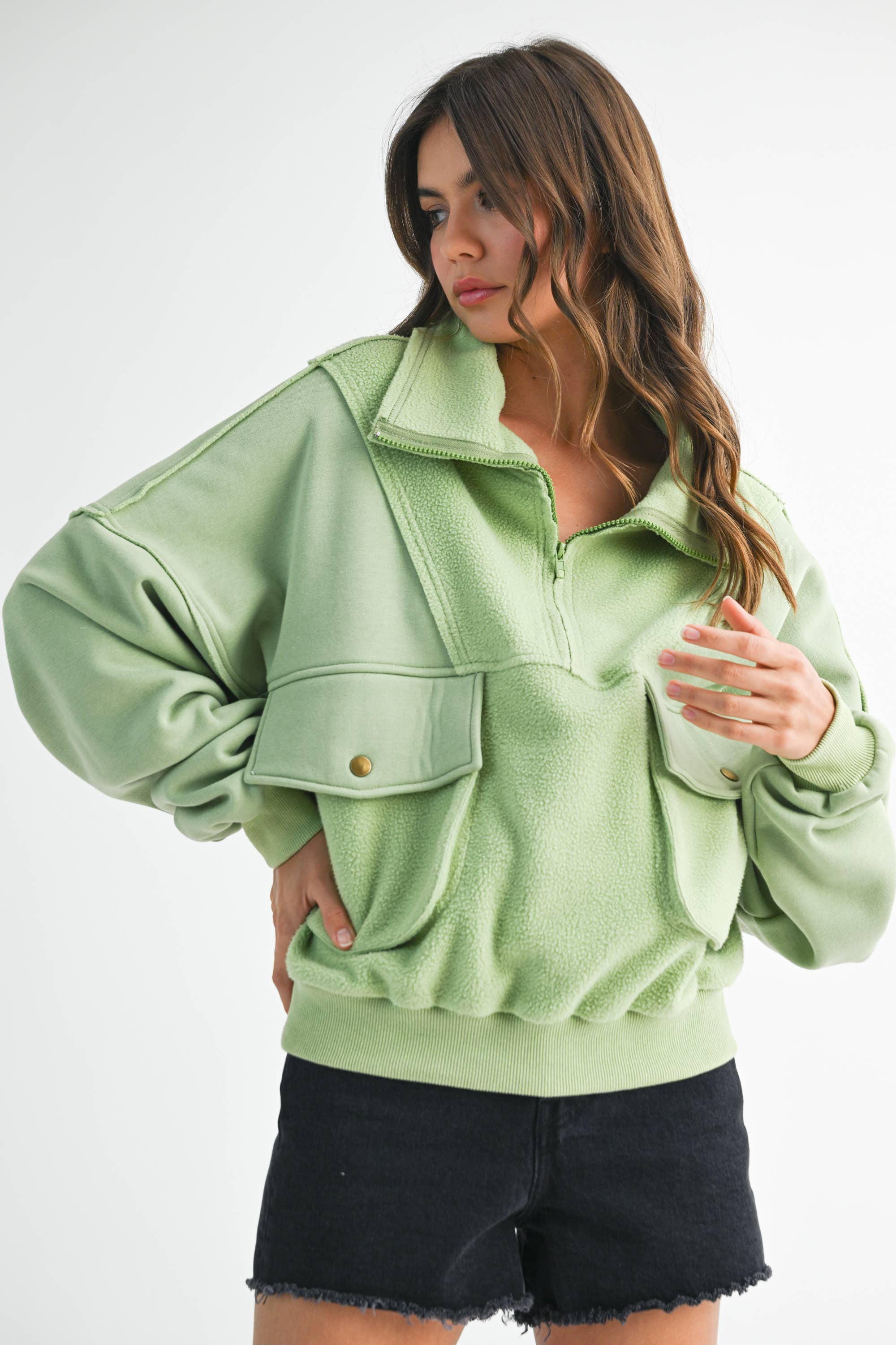 AEMI + CO – Großhandel Strickpullover – Damen – 525AK Carter Pullover von AEMI + CO34